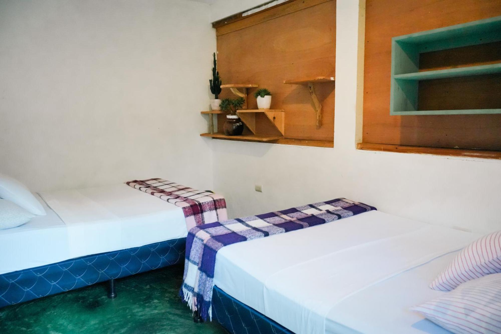 Casa Madera Hostel Сан Маркос Ла Лагуна Екстериор снимка