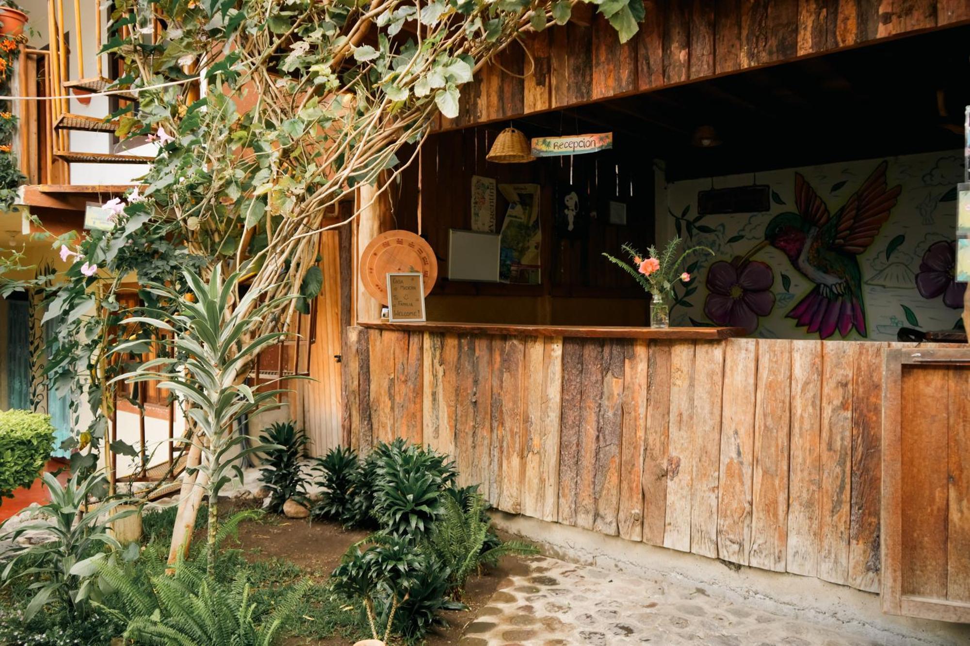 Casa Madera Hostel Сан Маркос Ла Лагуна Екстериор снимка