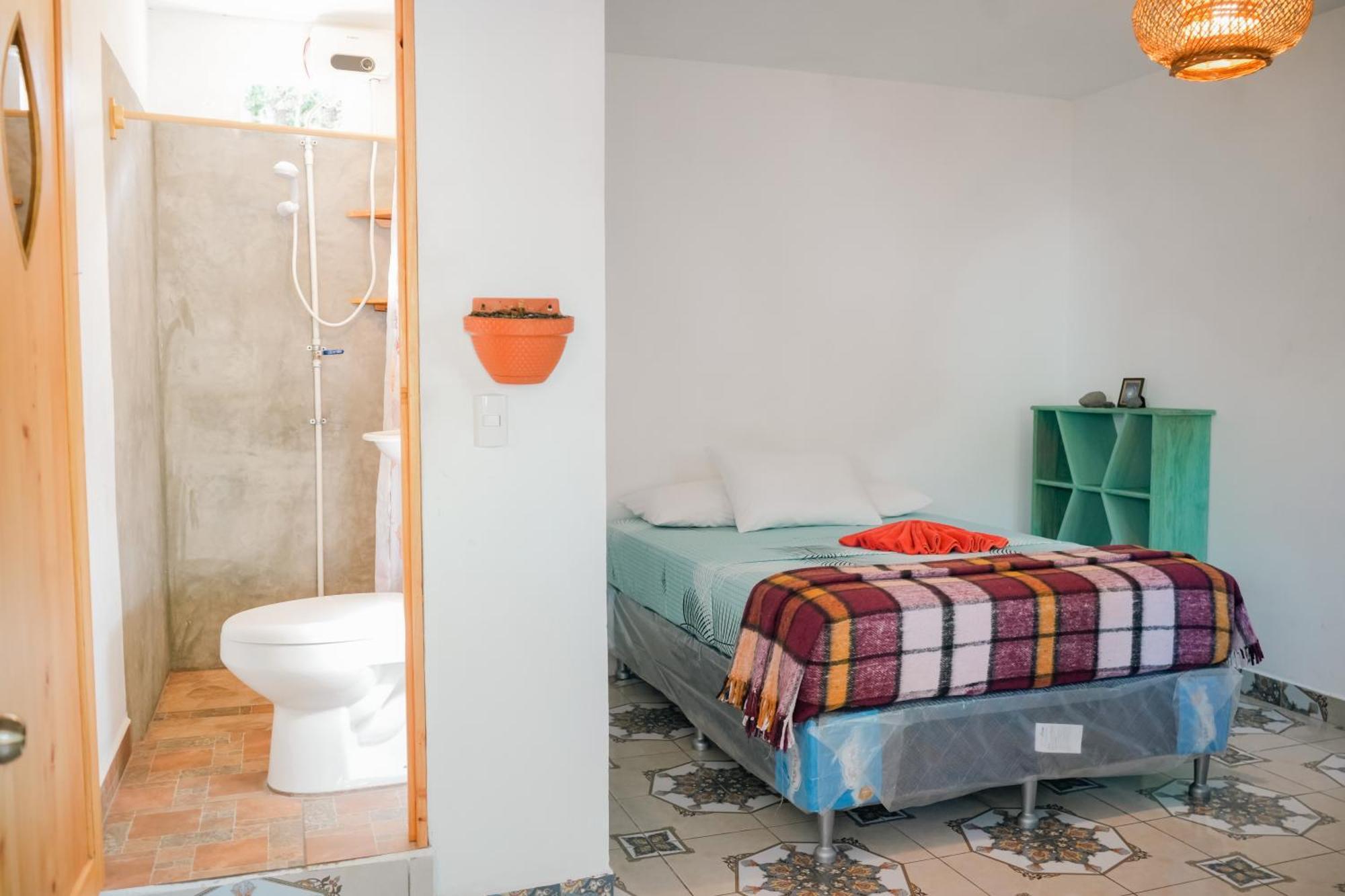 Casa Madera Hostel Сан Маркос Ла Лагуна Екстериор снимка