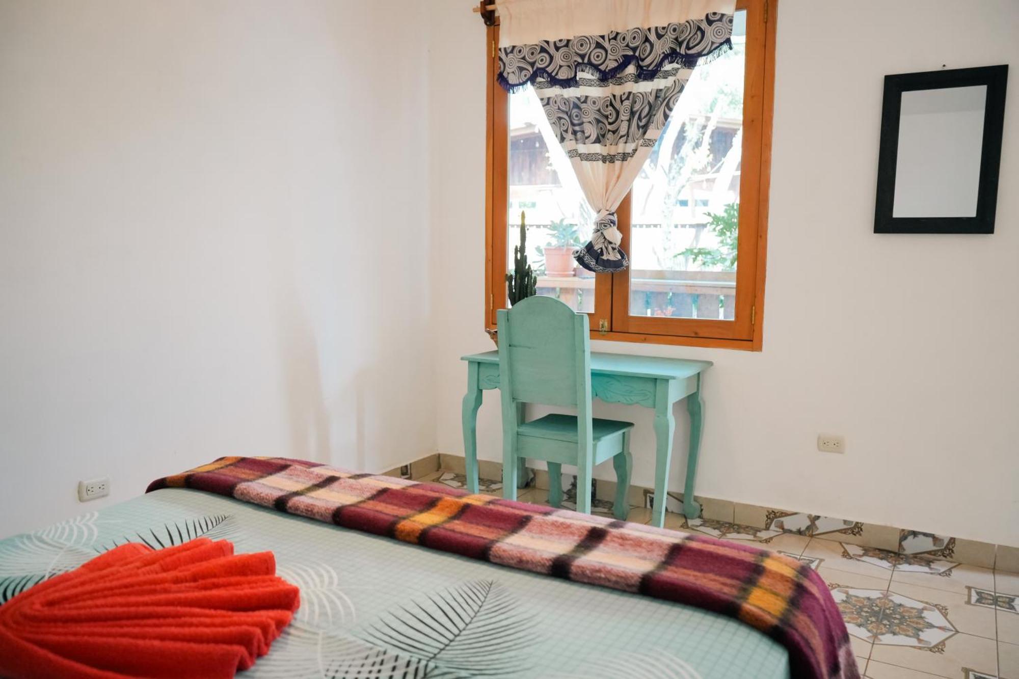Casa Madera Hostel Сан Маркос Ла Лагуна Екстериор снимка